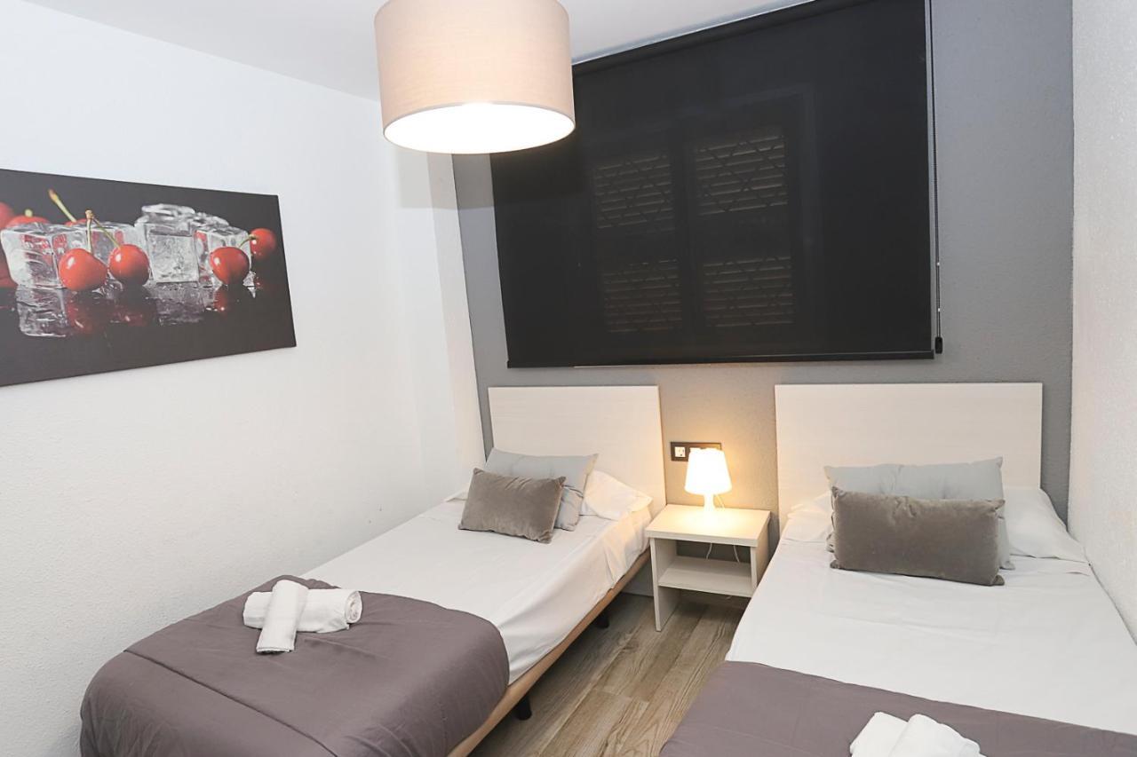 Differentflats Llum Apartment Salou Bagian luar foto