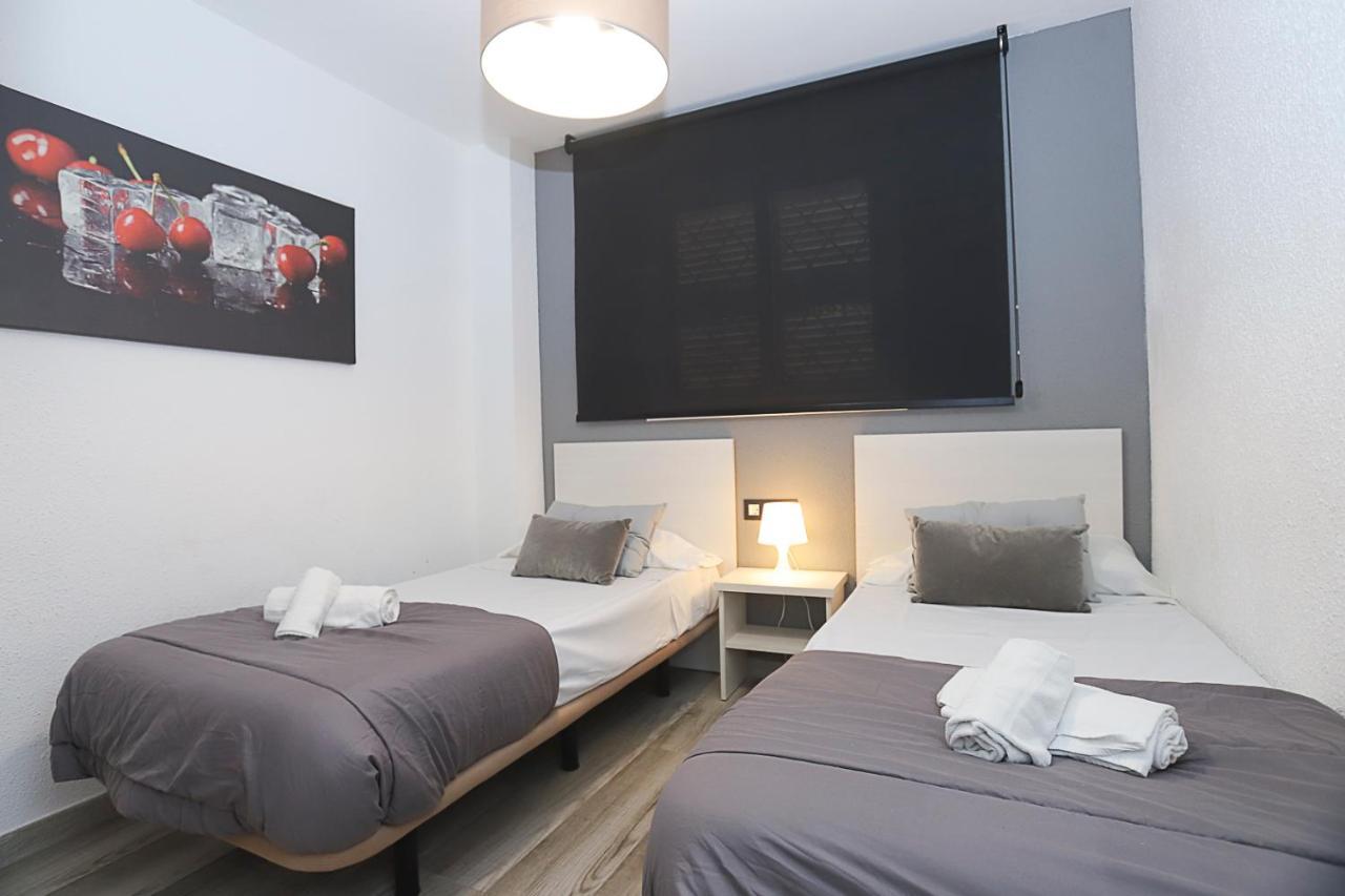 Differentflats Llum Apartment Salou Bagian luar foto